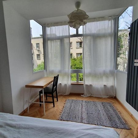 Spacious And Quiet 1Br Apartment In Floreasca Bucureşti Ngoại thất bức ảnh